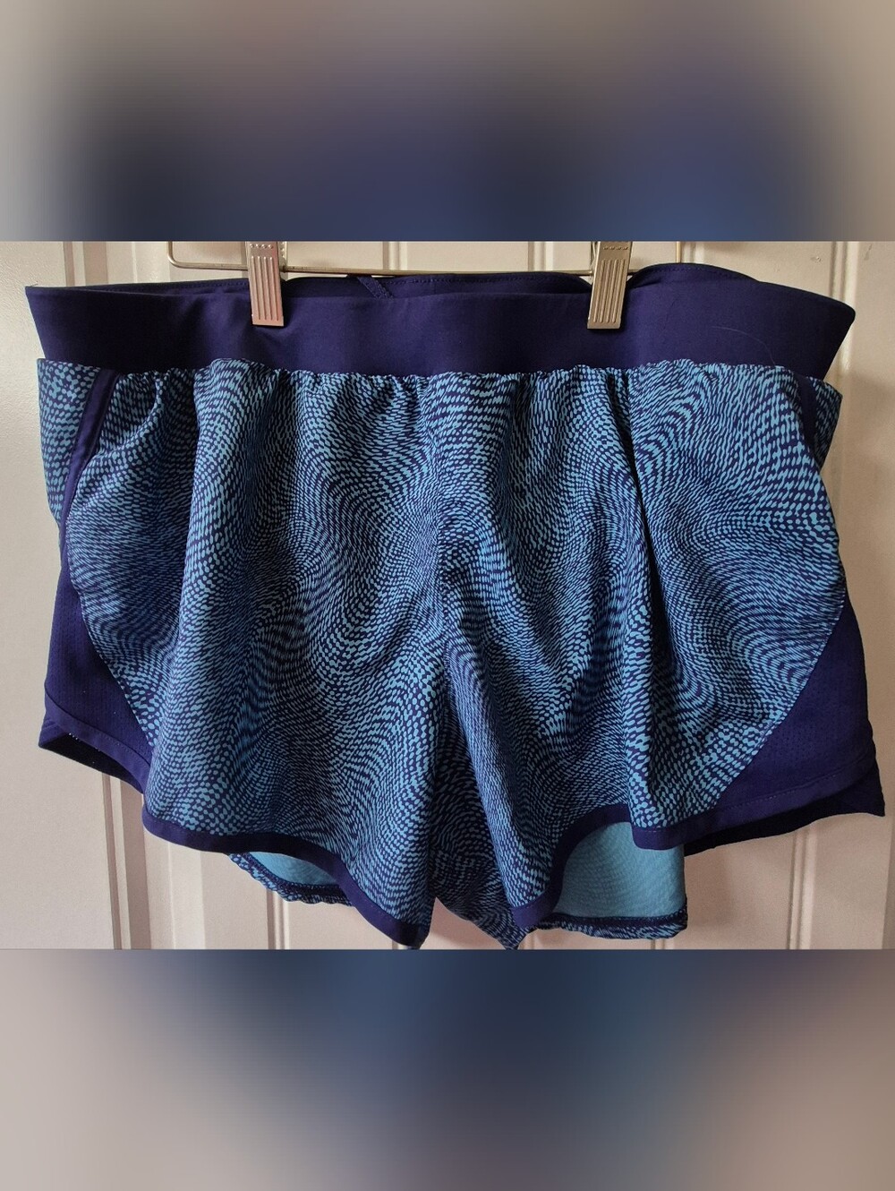 Womens Under Armour Fly By 2.0 Printed Running Shorts in Sonar Blue Size Large